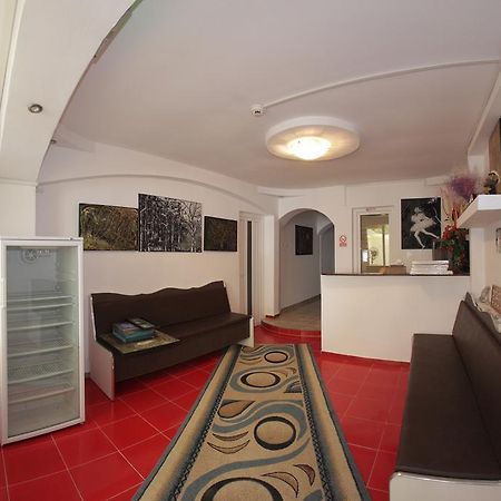 Hotel Panos à Două Mai Extérieur photo