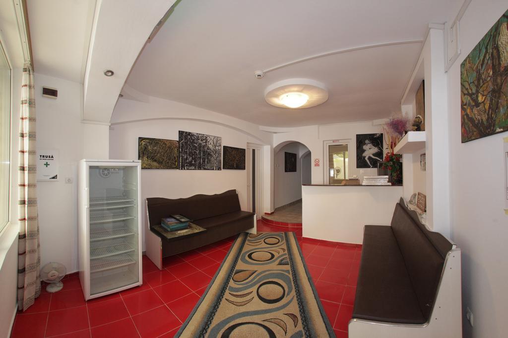Hotel Panos à Două Mai Extérieur photo
