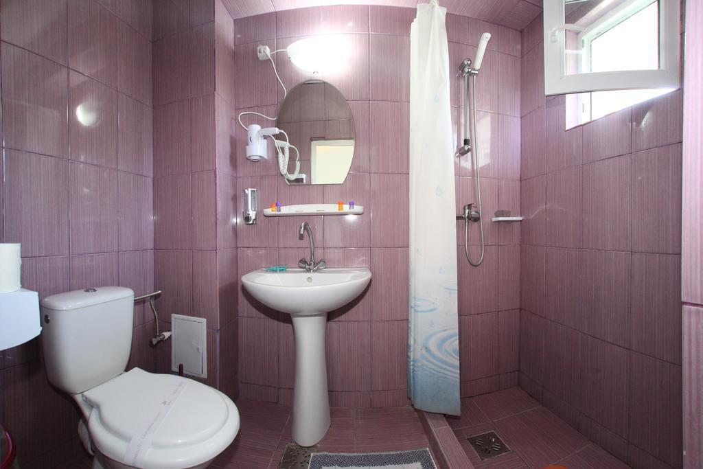 Hotel Panos à Două Mai Extérieur photo