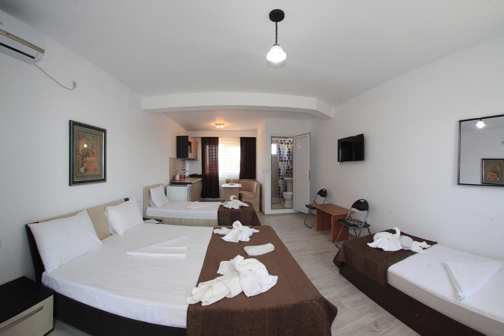 Hotel Panos à Două Mai Extérieur photo