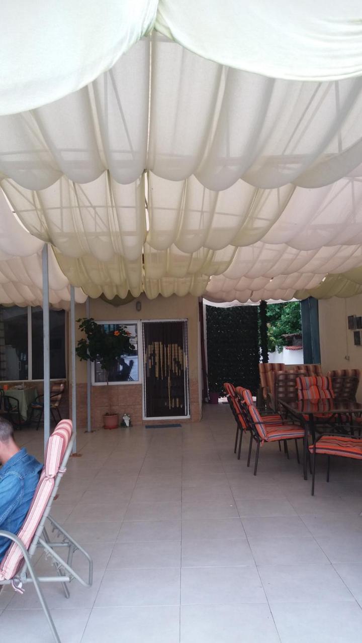 Hotel Panos à Două Mai Extérieur photo