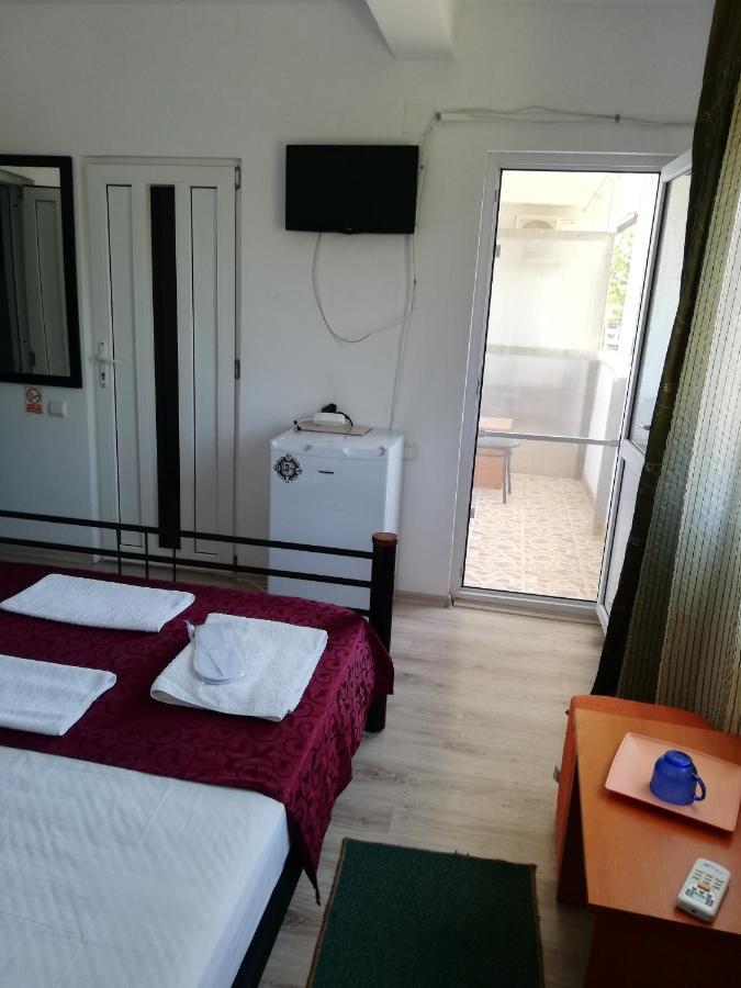 Hotel Panos à Două Mai Extérieur photo