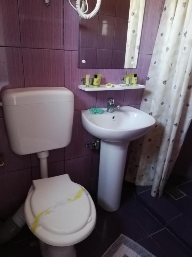Hotel Panos à Două Mai Extérieur photo